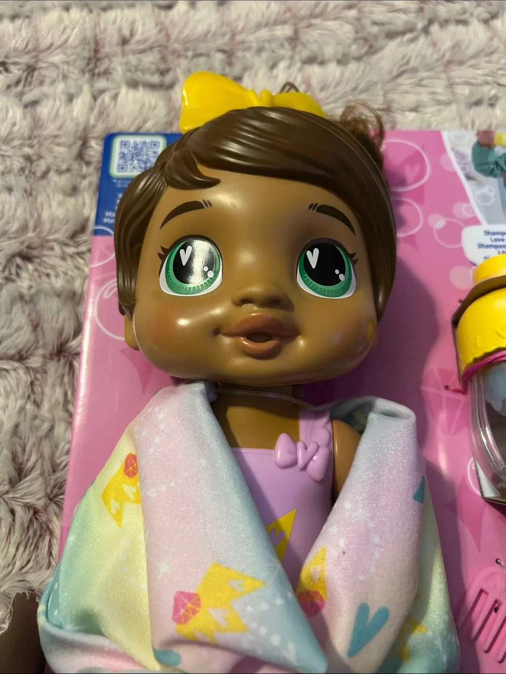 Baby Alive Sophia Sparkle Interactive Doll - shampoo snuggles